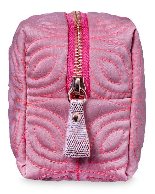 Tasje soft touch pouch Quilted flowers pink