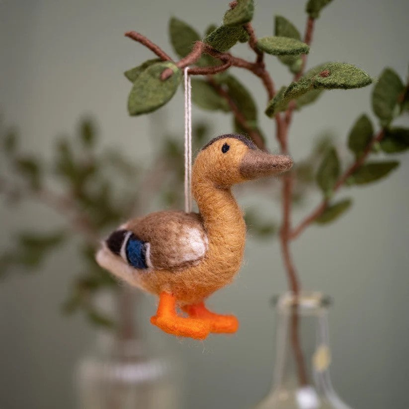 Hanger vogel wilde eend vrouwtje bruin